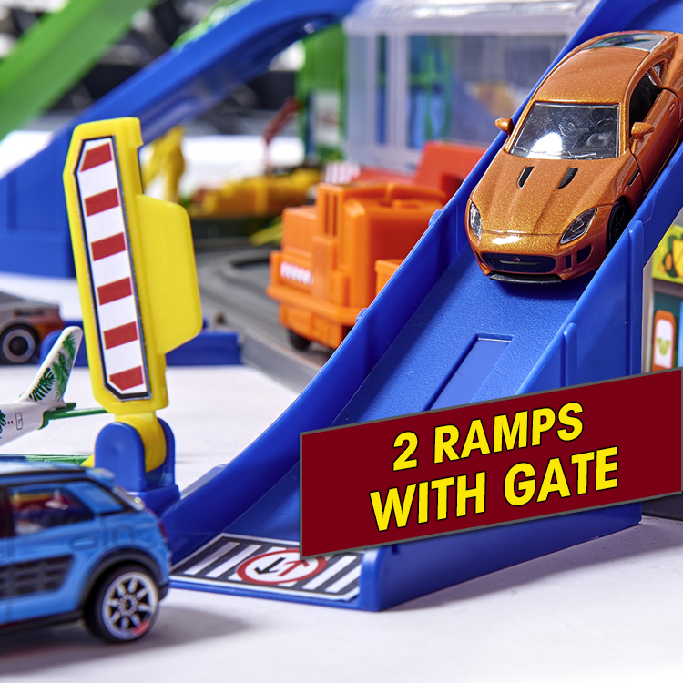 Massive Super City Garage Train Service In The Garage Spiral Ramp Car Race Majorette  Garage 